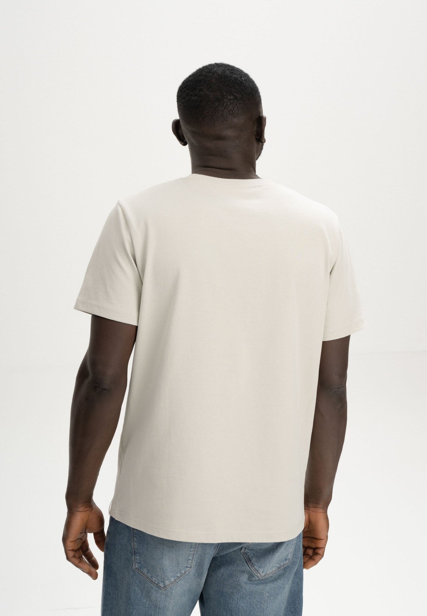 Camiseta resistente estilo PRAVIN